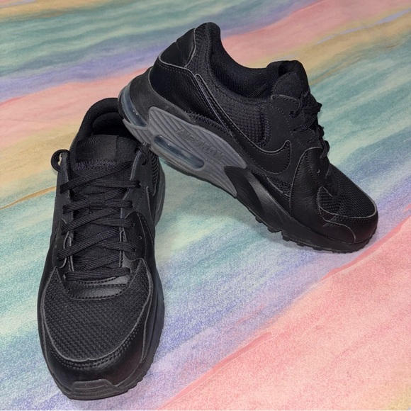 Nike Men's Air Max Excee Shoes - Black Dark Grey women’s size 8 - Picture 3 of 10
